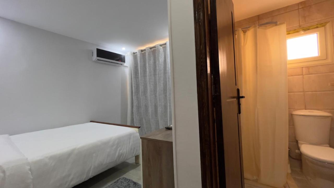 Pyramids Tower View Inn Nazlet el Simman ภายนอก รูปภาพ