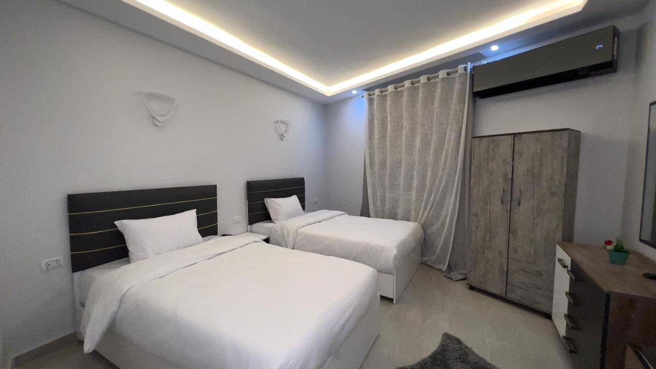 Pyramids Tower View Inn Nazlet el Simman ภายนอก รูปภาพ