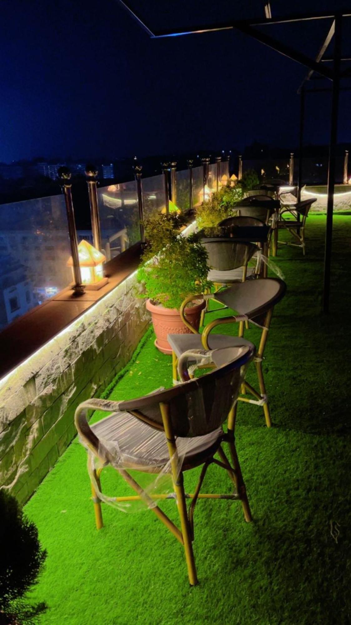 Pyramids Tower View Inn Nazlet el Simman ภายนอก รูปภาพ