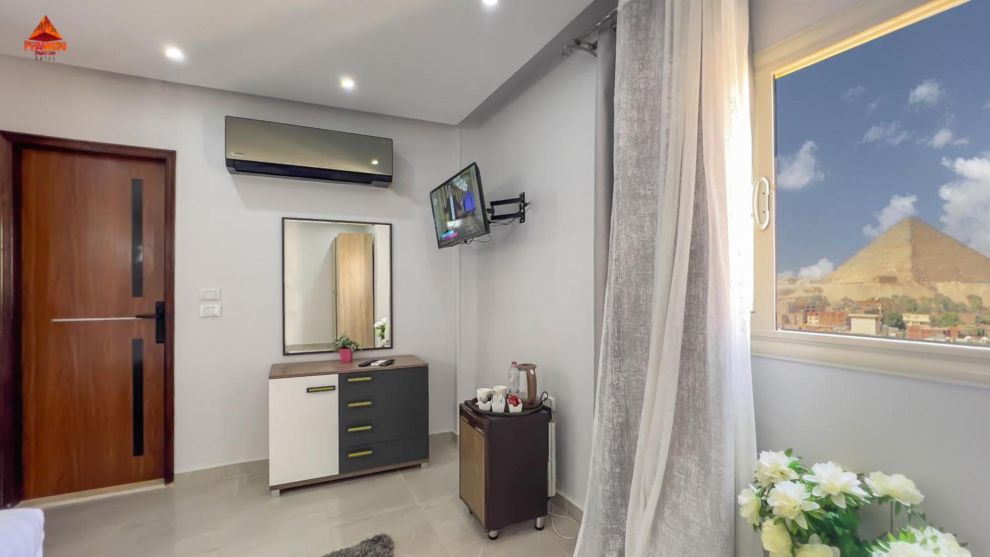 Pyramids Tower View Inn Nazlet el Simman ภายนอก รูปภาพ