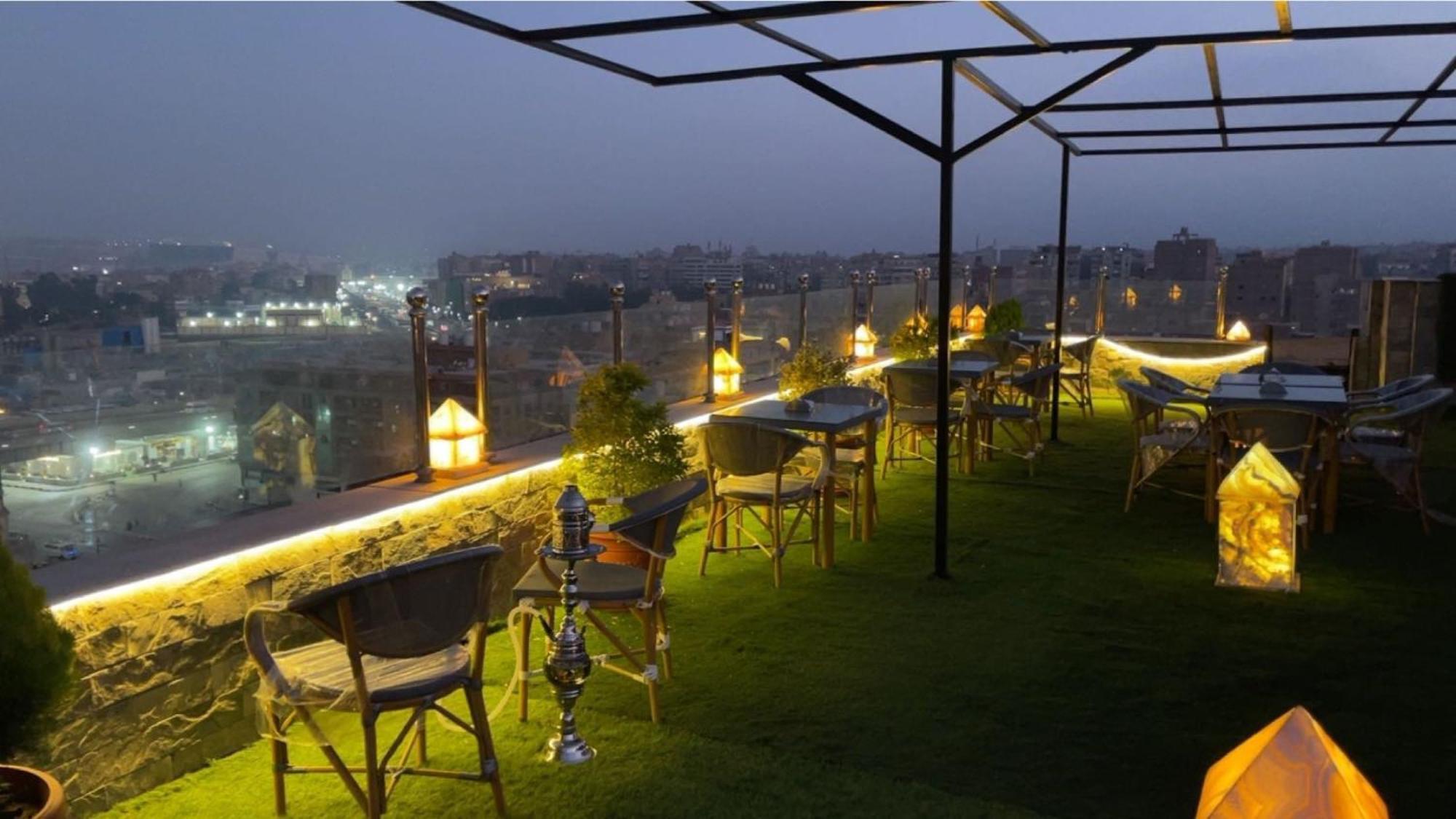 Pyramids Tower View Inn Nazlet el Simman ภายนอก รูปภาพ