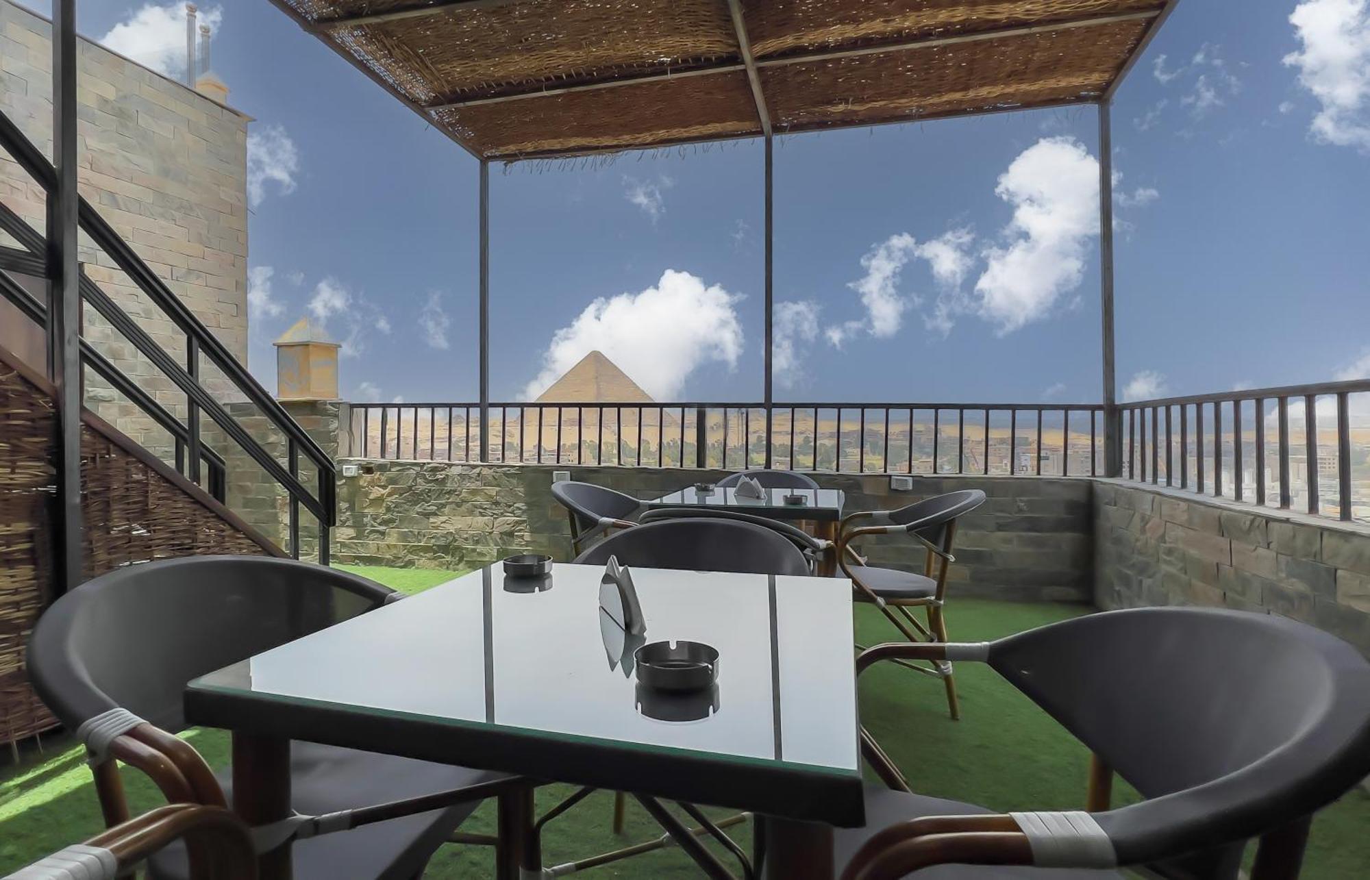 Pyramids Tower View Inn Nazlet el Simman ภายนอก รูปภาพ